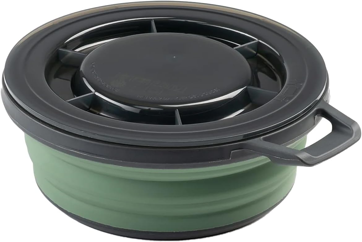 GSI Outdoors 79244 Escape Collapsible Bowl with Lid – 17 fl oz Silicone, Nylon & Polypropylene Camping Bowl with Handle, Packs Flat to 1 Inch for Backpacking, Hiking, Travel & Outdoor Meals, Blue